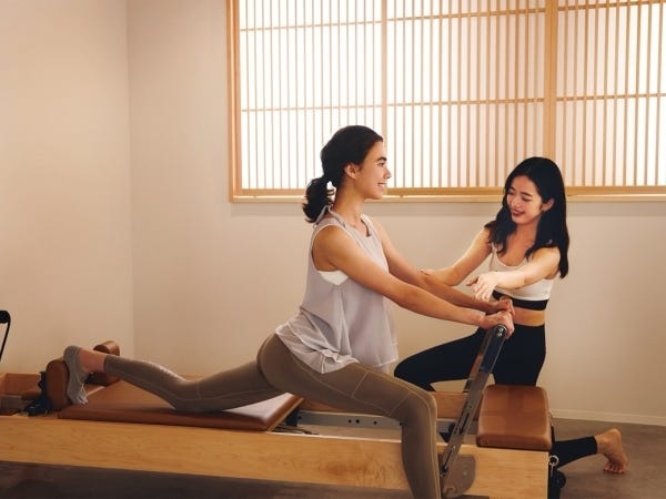 マシンピラティスインストラクター