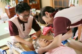 訪問入浴サービス