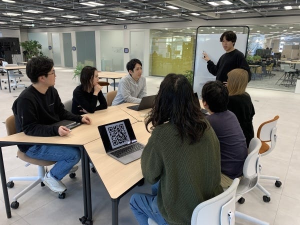 イラストレーター・photoshopなどによる制作経験者