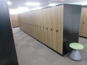 一人ひとりにロッカーを用意