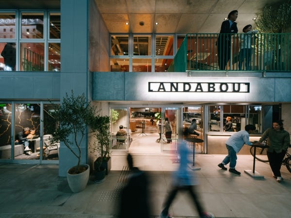 東京を代表するライフスタイルホテル併設のレストランです！