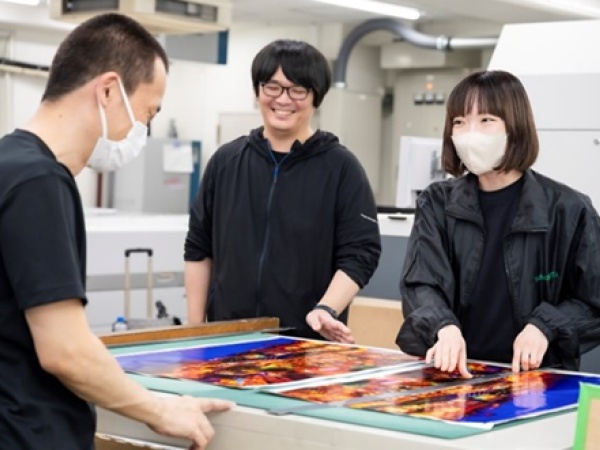 作業員・印刷オペレーター（未経験歓迎・住宅手当あり）