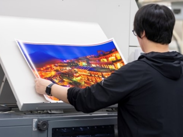 作業員・印刷オペレーター（未経験歓迎・住宅手当あり）