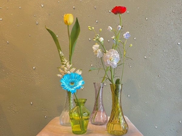 販売スタッフ・可愛いお花屋さんでの店頭スタッフ