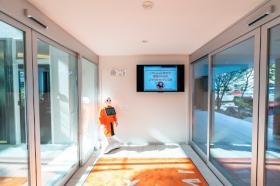 本社 入り口の様子です。