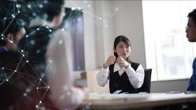 ミーティング風景（満足を超える感動の提供を目指しています）