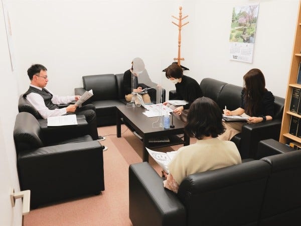 事務スタッフ・司法書士アシスタント事務・契約社員（普通自動車免許・AT限定可）