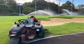 緑の溢れたコース管理業務