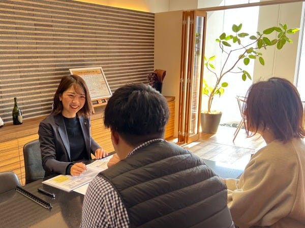 人事スタッフ・コンサルなどの営業（基本的なPCスキル・業界未経験OK）