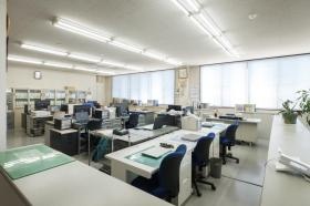 １階の事務所です。きれいでしょう！