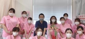 スタッフ誕生日会の様子