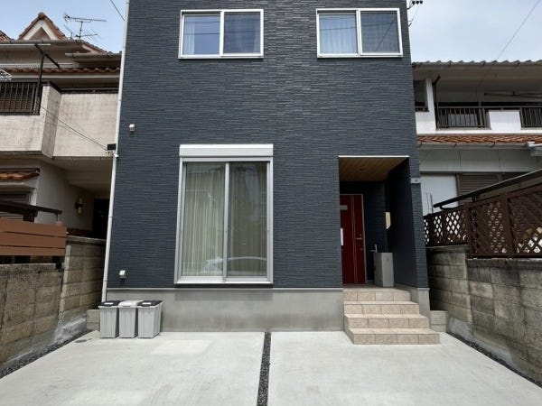 ［のぞみ］2025年4月新築いたしました。駐車場もあるので、車通勤可能です。どうほう幼稚園のすぐ裏です。