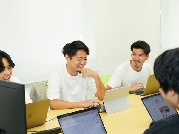 暑苦しくはない体育会系のノリなので皆さんの持つ営業のイメージとは違うかも！