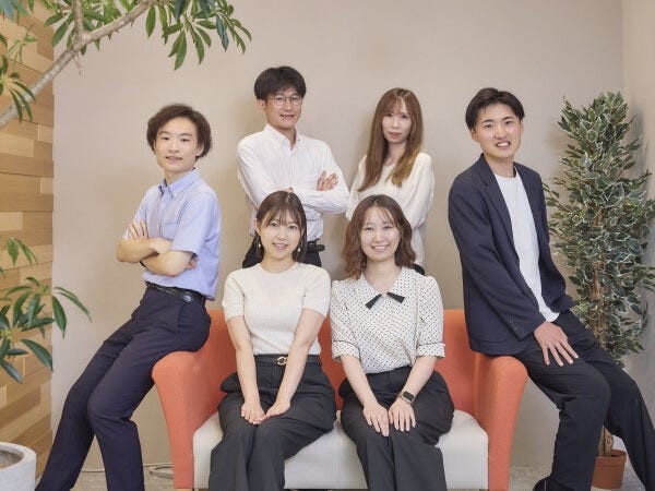 困ったことがあれば先輩社員にいつでも相談してくださいね◎