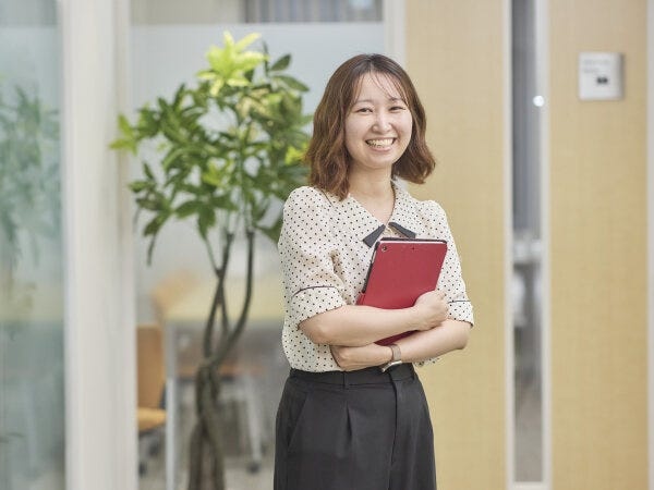 オフィスカジュアルOK！自分らしく働けます◎