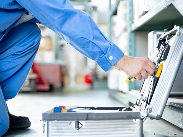 エンジン試験機の撤去移設（経験者歓迎・住宅手当あり）