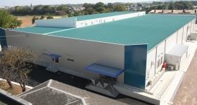 本社中央工場外観