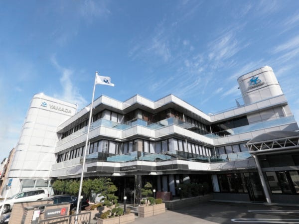 株式会社ヤマダ　本社