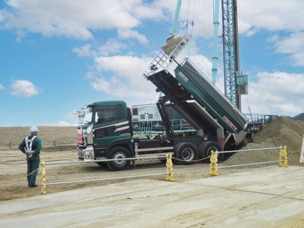 重機オペレーター・運転技能者・小型移動式クレーン運転技能者
