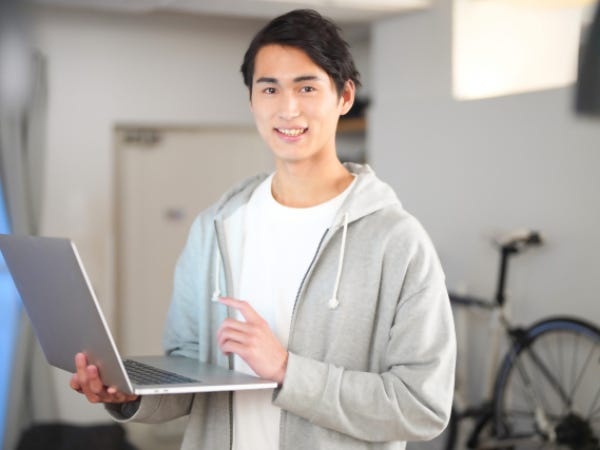 事務スタッフ（未経験OK・お人柄重視）