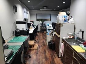 事務所および休憩室の様子