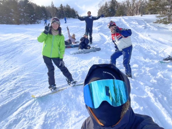 プライベートでスノボに行った時の写真↑