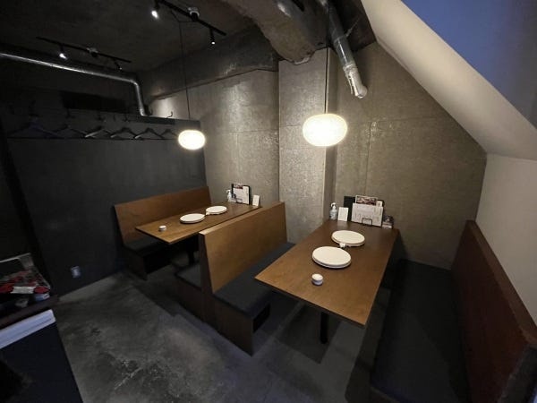 ホールスタッフ・サービススタッフ