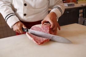 精肉加工技術が身につきます