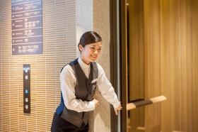 おもてなしは笑顔のお出迎えからお見送りまで