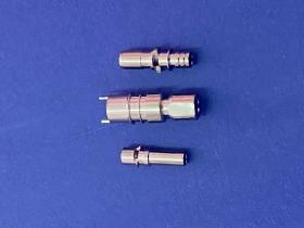 工作機械で多くの部品を加工しています。