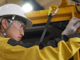建機の整備で未来の現場を支える