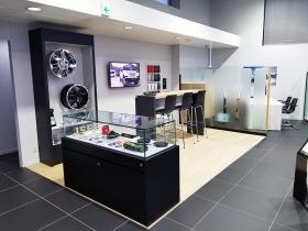 ジープ山形＿ショールーム