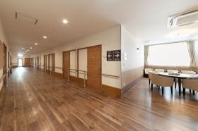 ヒルズ成城α 室園