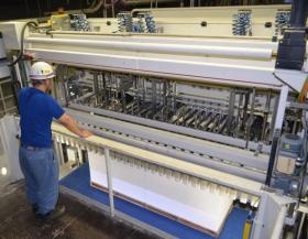 作業風景（紙製品製造）