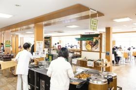 職員食堂 食事補助あり