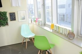 眺めが良い、２階の玄関です。