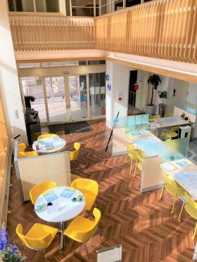 リアルターグループ本社ビル リアルターアップル店内