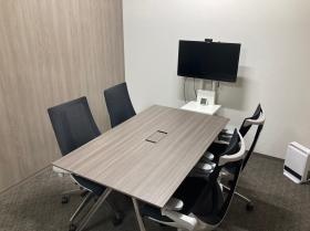 札幌オフィス 会議室２