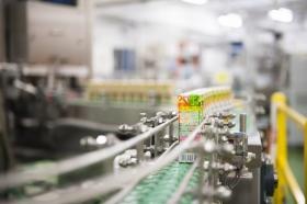 ペットボトル・紙パック飲料の製造