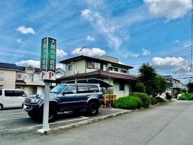 住宅街の中になじんだアットホームな診療所です