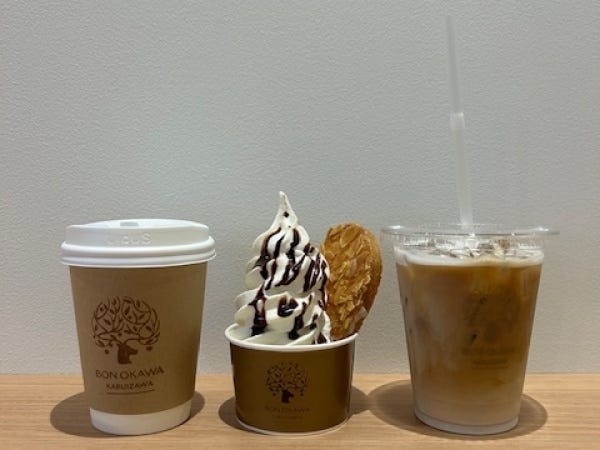 ドリンク、ソフトクリームも提供しています。