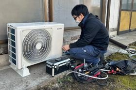 電気工事 作業風景３