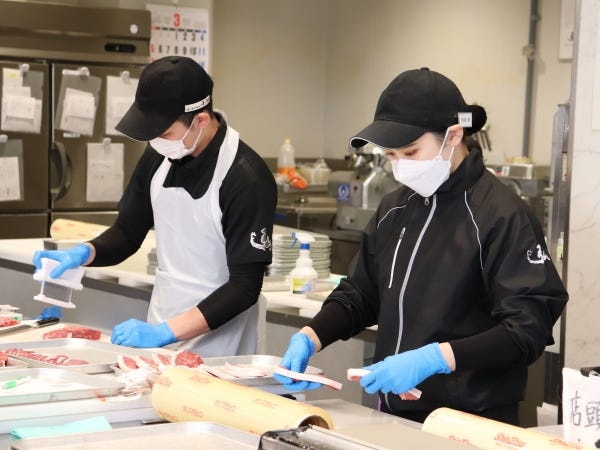 落ち着いた環境で、黙々と作業に集中できる仕事です。まずは見学からでも、お気軽にご応募ください！