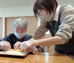 巻き寿司づくり