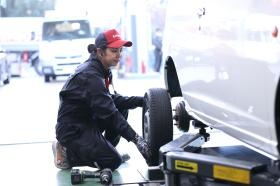 【仕事風景】自動車整備作業・車検