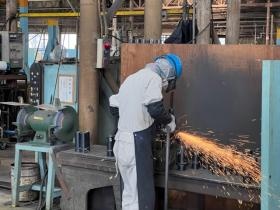 グラインダー作業