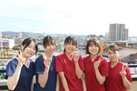 お互いがお互いを気にかけている、思いやりのある職場です。