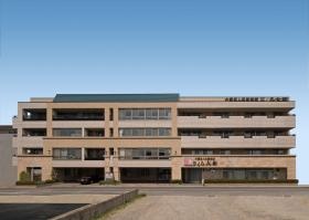 老健、居宅、デイケアの複合施設です。大樹寺の近くにあります。