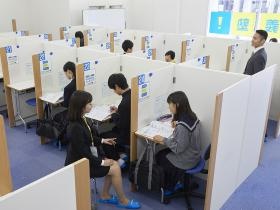 教室の中です。