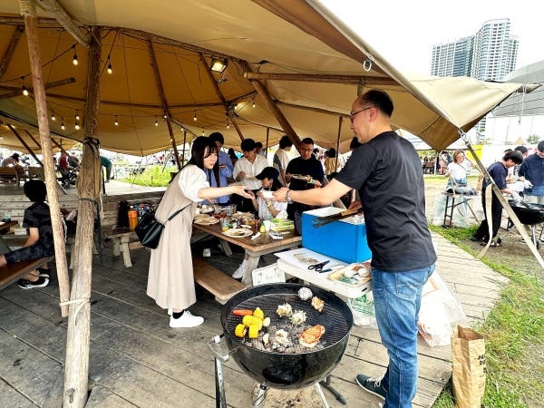 夏のBBQ。社員だけでなく、家族や恋人も参加可能です。